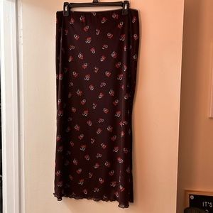 NWT skirt size L